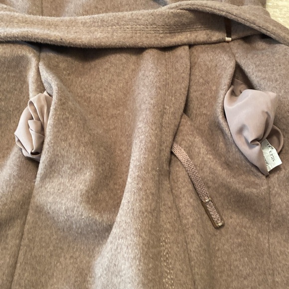 NWOT, Calvin Klein maxi coat, brown/taupe color,see measurements and photos - Picture 15 of 15
